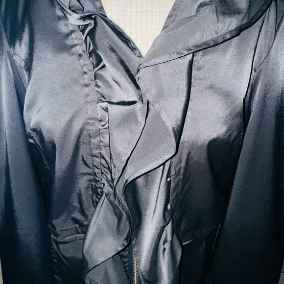NWOT Ruby Cho Gorgeous Black Ruffled Zippered Jacket Size M Retail $148 - Picture 6 of 10